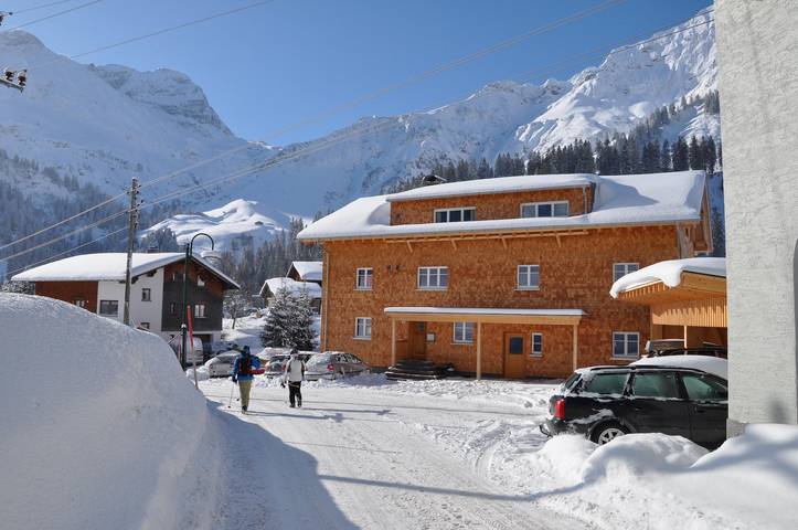 Ferienwohnung für 11 Personen, mit Ausblick und Sauna sowie Garten, mit Haustier in Schröcken - 2