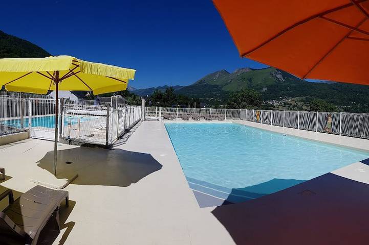 Chalet pour 5 personnes, avec terrasse et jardin