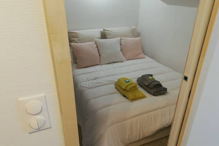 Gîte pour 2 personnes, avec terrasse et jacuzzi à Champeix - 3