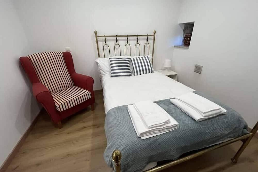Vila Mena by Trip2Portugal in Beira Interior Norte, Gonçalo Bocas