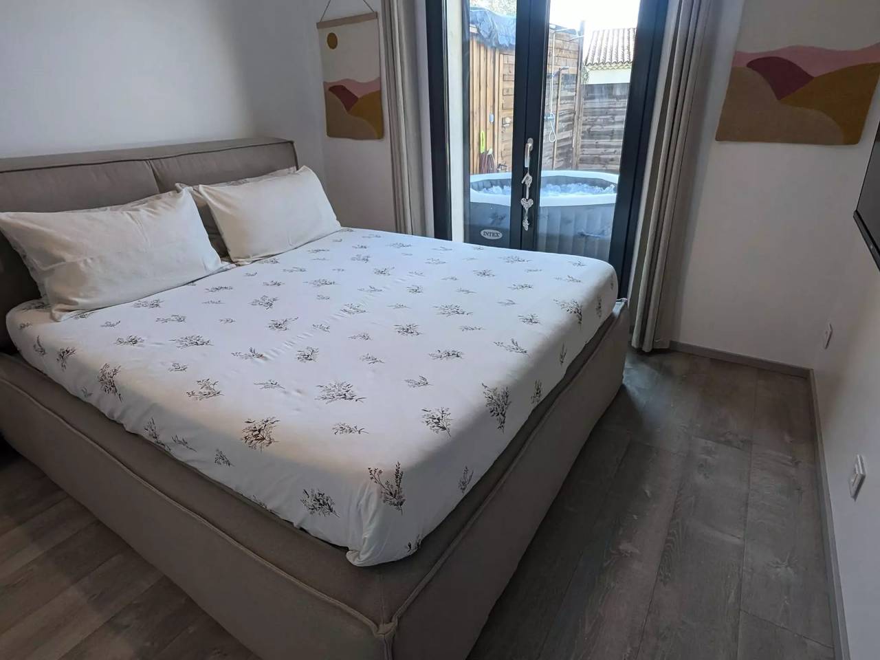 Ganze Wohnung, 2 Zimmer 2 Personen in Roquefort-les-Pins, Cannes und Umgebung