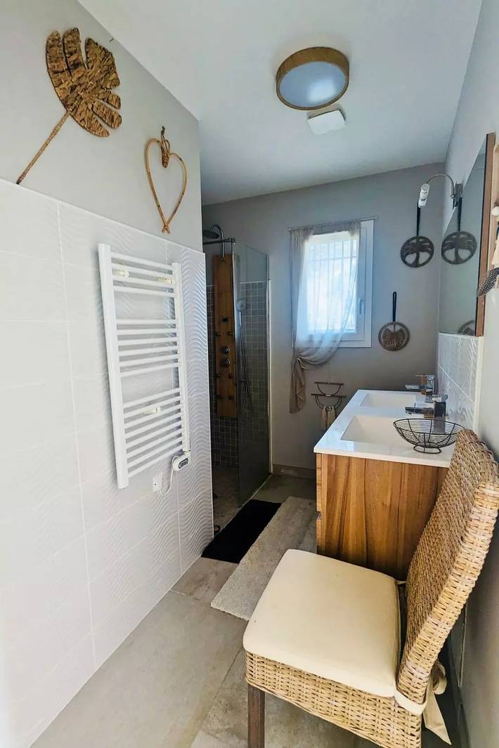 Ferienhaus für 6 Personen, mit Pool und Garten in Bédoin - 2