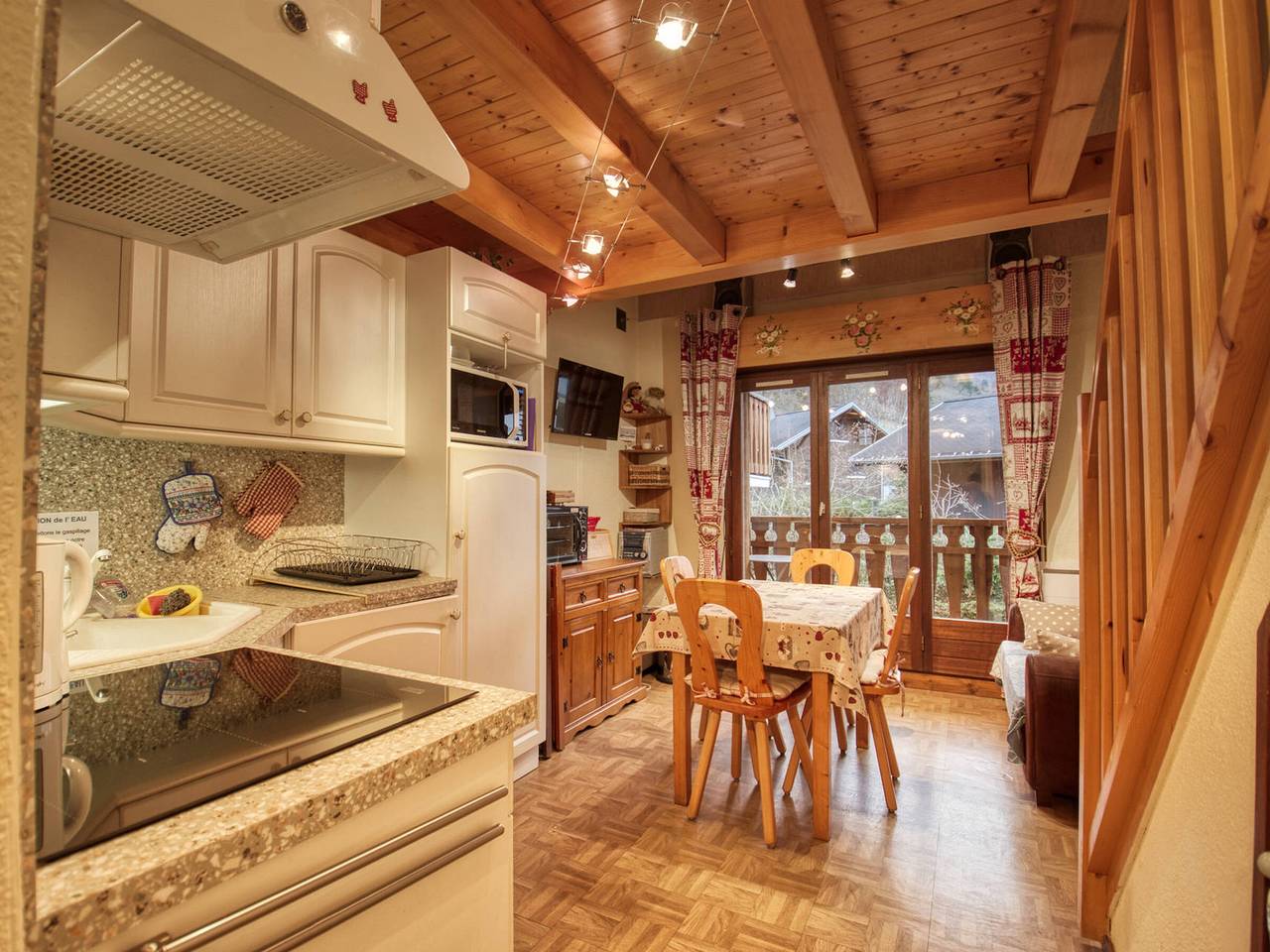 Appartement entier, Duplex cosy 4 pers. à Morillon avec parking et balcon in Station de Morillon, Grand Massif