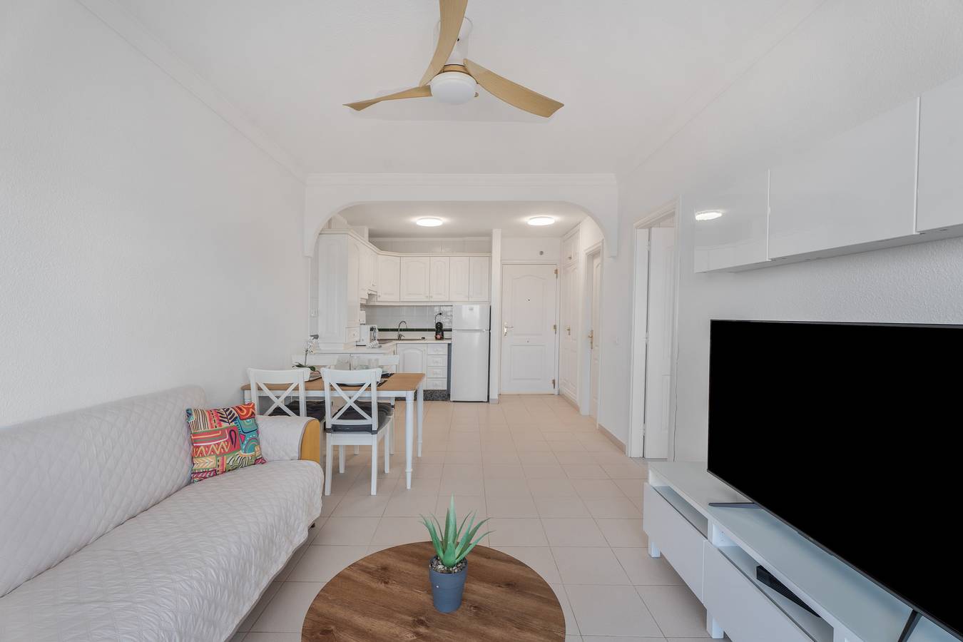 Ganze Wohnung, Urlaub 'Atlantic 2 Amazing View' mit Meerblick, Gemeinschaftspool und Wi-Fi in Costa del Silencio, Arona