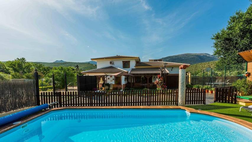 Casa rural para 12 personas, con piscina y balcón/terraza en Villanueva del Trabuco - 3