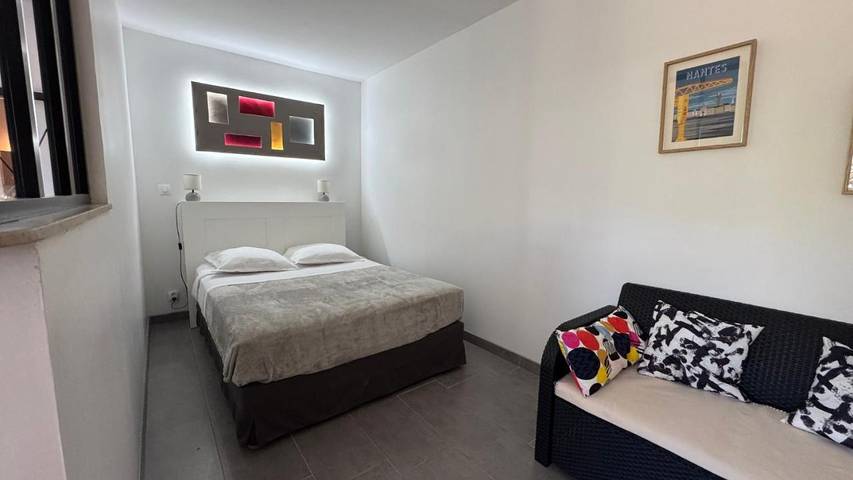 Gîte pour 2 personnes, avec Terrasse et Jardin à Saint-Aignan-Grandlieu - 2
