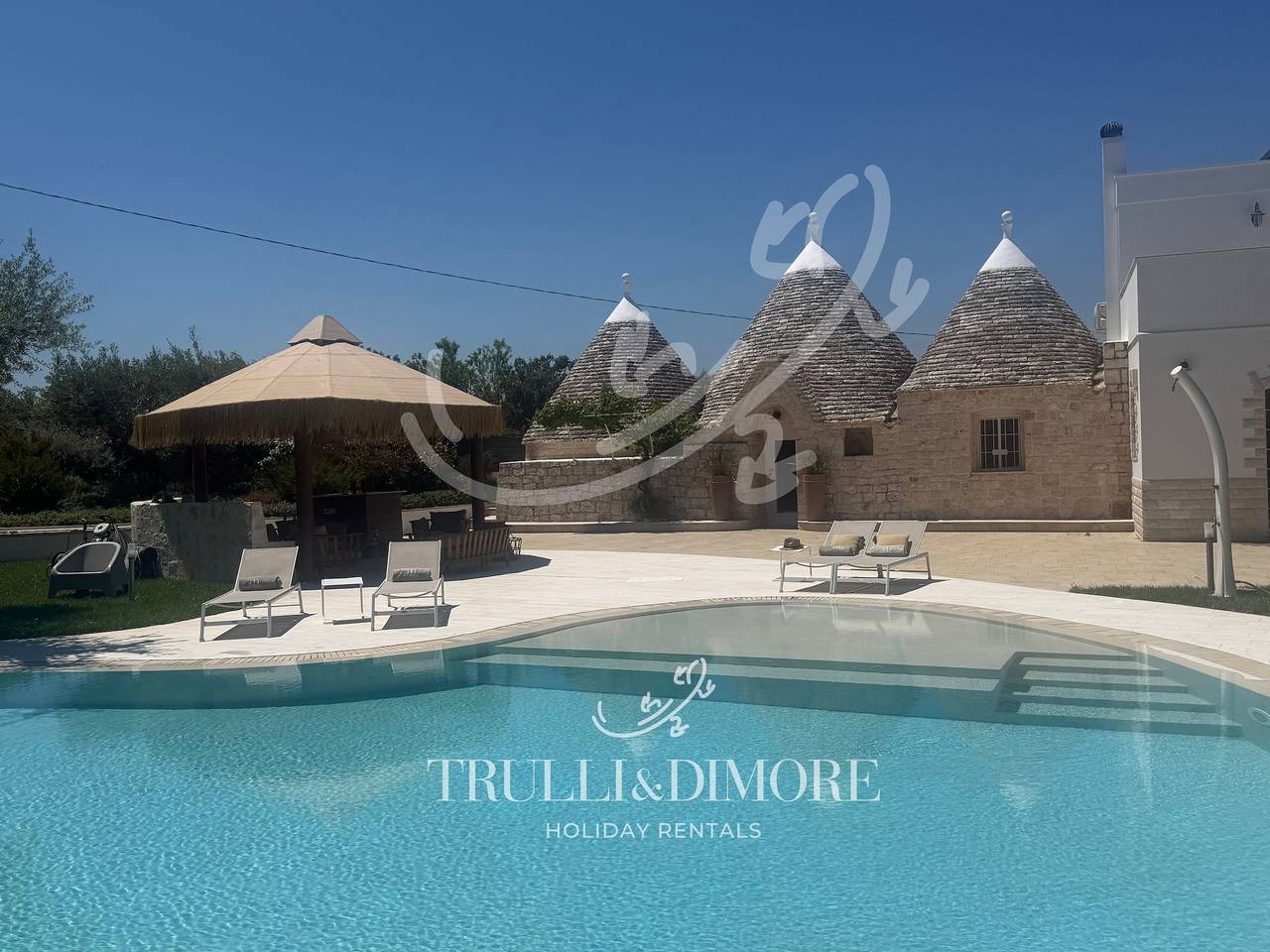 Td Trulli Bruco Large Pool for Family Fun in Monopoli, Provincia di Bari
