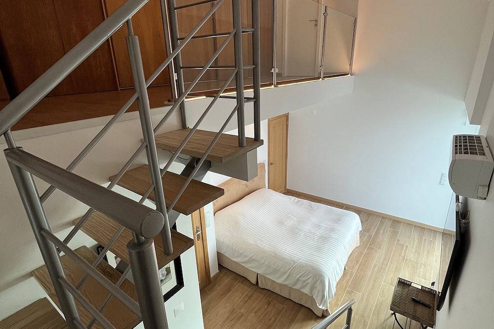Appartamento intero, Appartamento Attico con terrazza 360 che offre una vista favolosa sulla costa di Cascais. in Cascais e Estoril, Costa de Lisboa