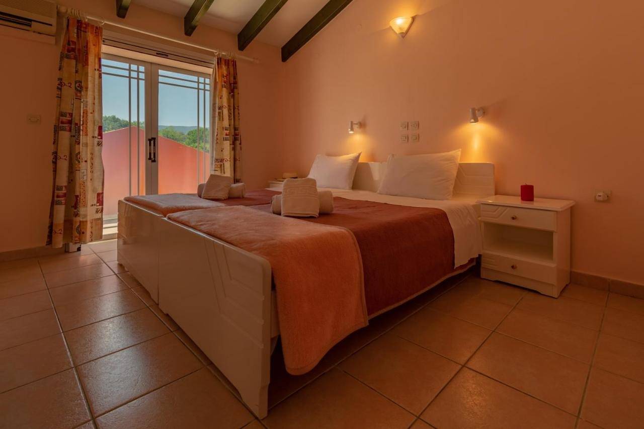 Andreas House in Dassia, Corfou