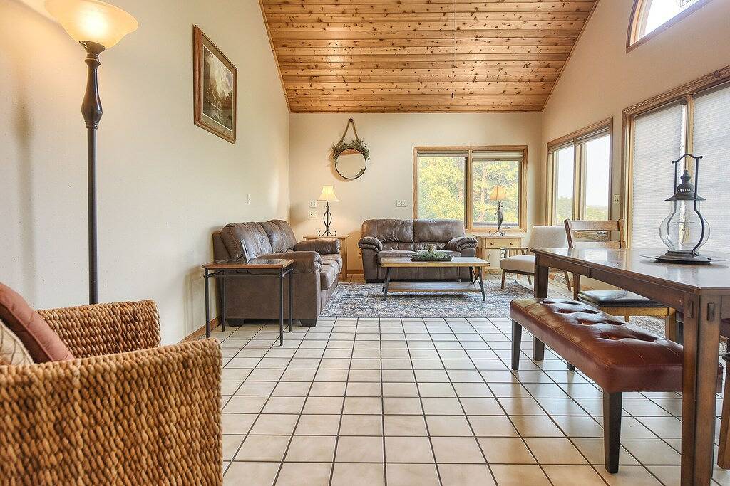 Private, abgelegene Lage auf 14 Acres - einfachen Zugang zu umliegenden Orten in Black Hills