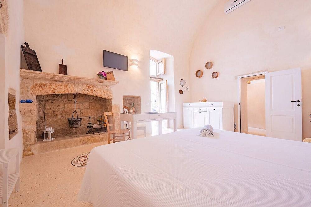 Ganze Wohnung, Historisches Haus - Casa Corina in Corigliano d'Otranto, Lecce Provinz