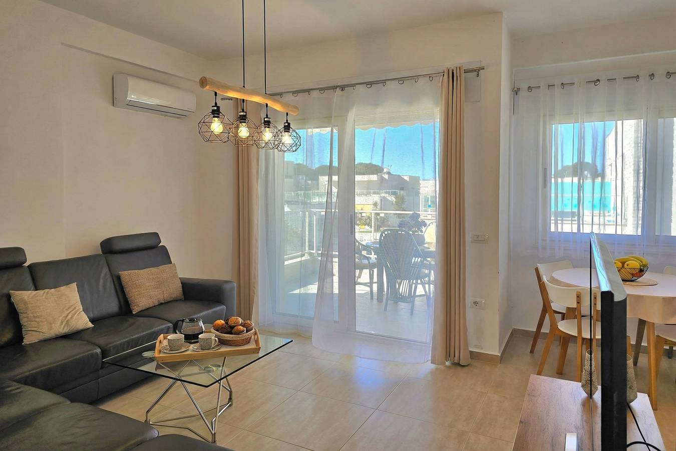 Geheel appartement, Perla Holiday Homes 143 in Ishëm, Albanië