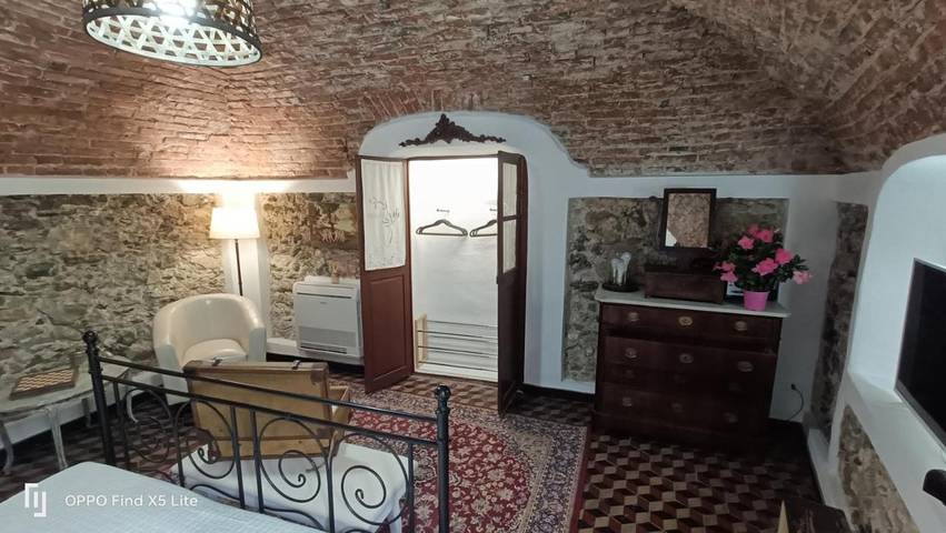 BnB für 2 Personen, mit Ausblick in Ligurien