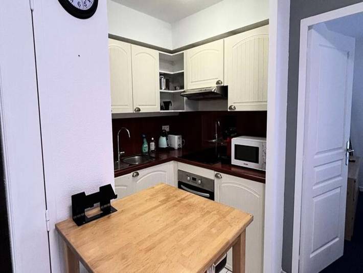 Gîte pour 4 personnes, avec piscine, adapté aux familles dans Plage Bonne-Source - 3