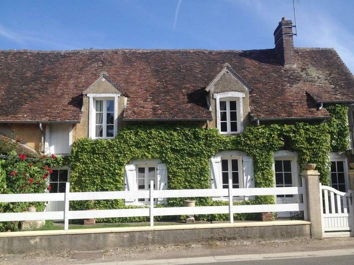 Cottage pour 6 personnes, avec vue et jardin, animaux acceptés à Saint-Martin-des-Champs (Yonne)