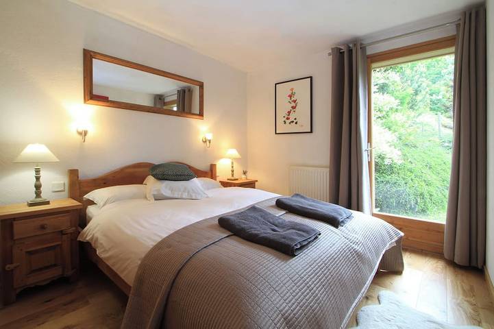 Gîte pour 10 personnes, avec jacuzzi ainsi que sauna et jardin à Seytroux - 4
