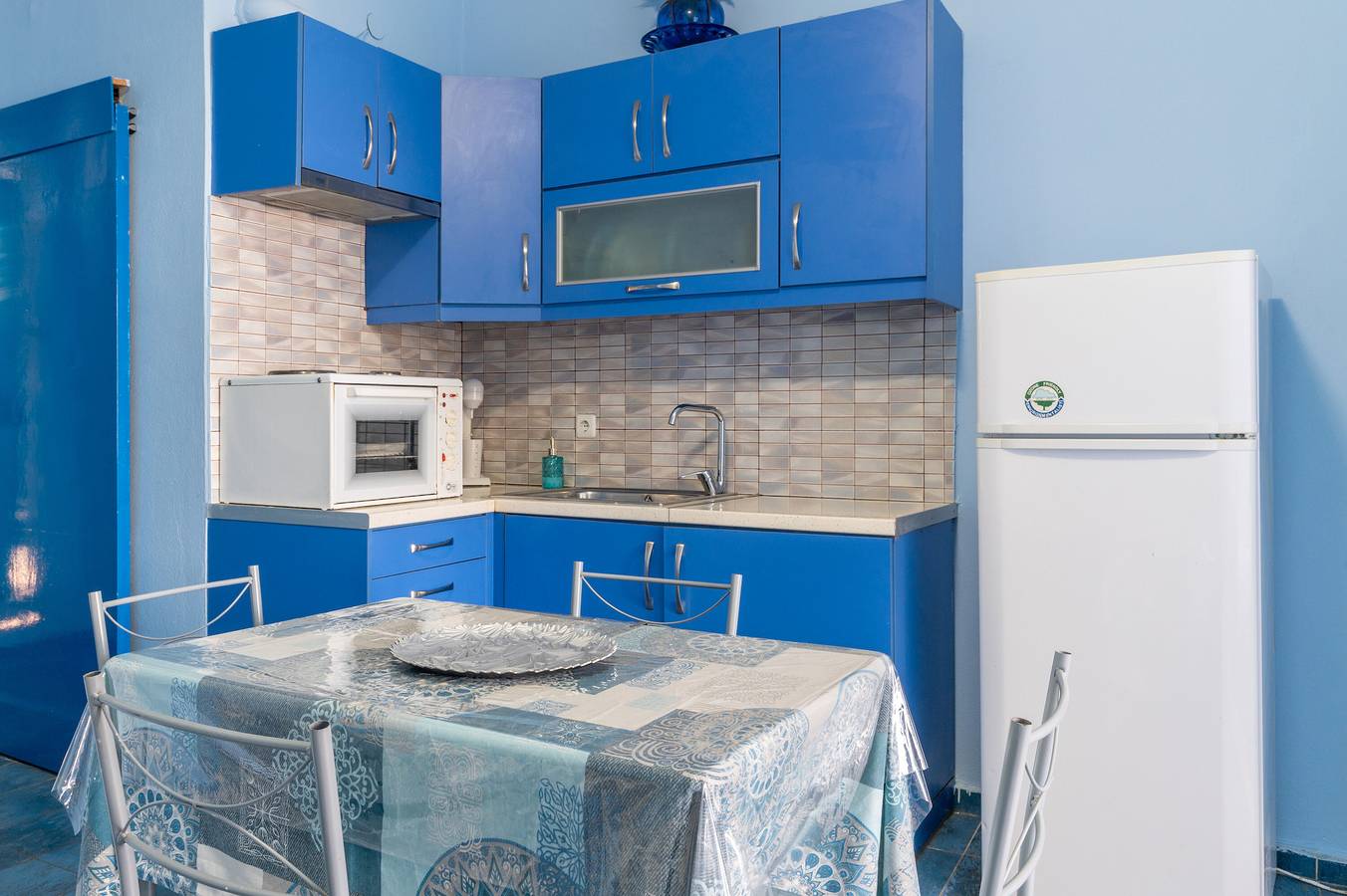 Ganze Wohnung, Apartment 'Posidonas' mit Meerblick, Wlan und Klimaanlage in Inseln der Region Attika