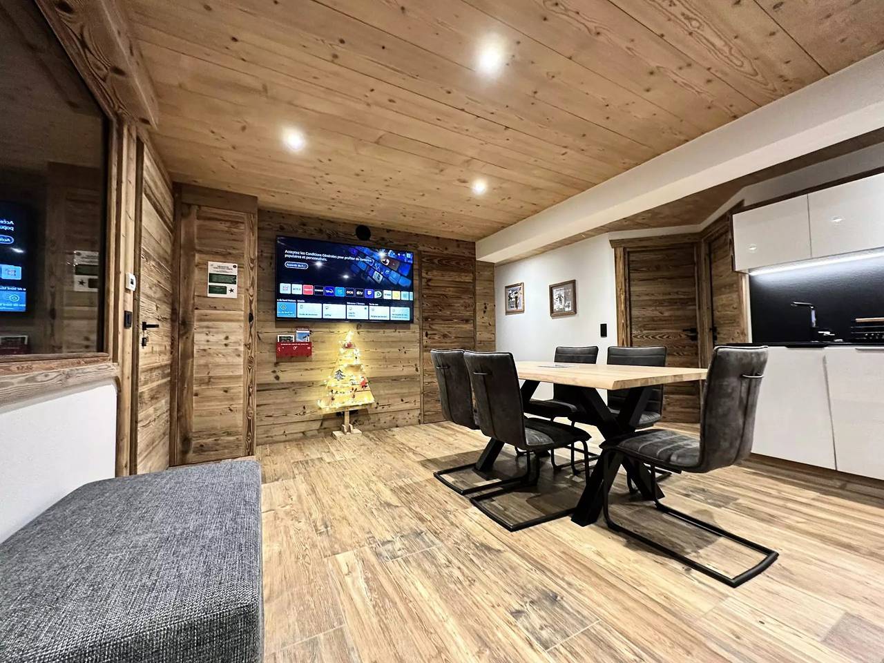 Ganze Wohnung, Luxus-Wohnung im Herzen des Dorfes in Notre-Dame-de-Bellecombe, Albertville und Umgebung