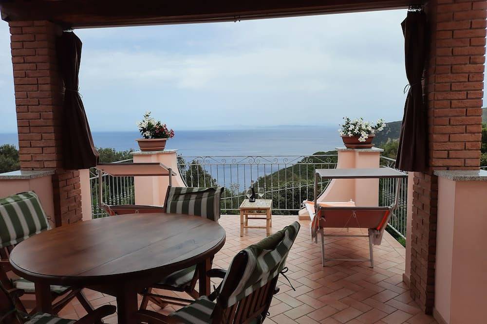 Belle maison independente entre ciel, bois, et mer in Sant'Andrea, Marciana