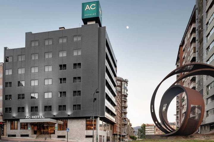 Hotel für 3 Personen, mit Balkon - 1