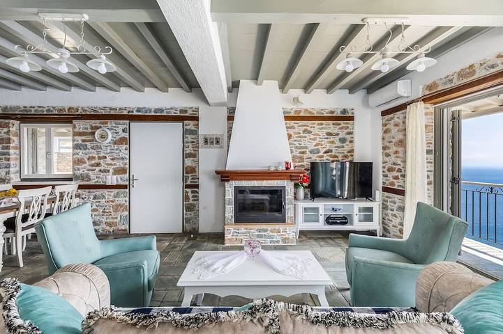 Villa Pounda-Breathtaking sea view-wifi-Newbuilding in Sporades