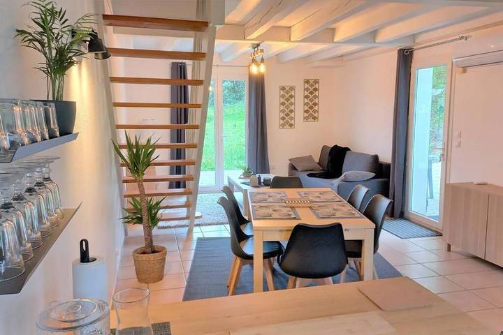 Appartement de vacances pour 4 personnes, avec Terrasse et Jardin