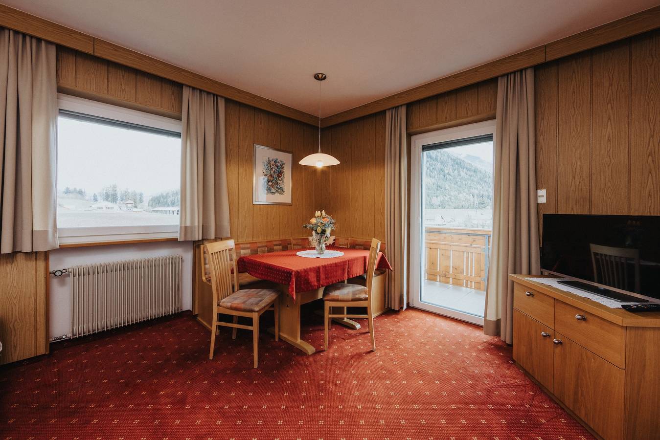 Ganze Wohnung, Ferienwohnung 'Unterhauserhof A' mit Bergblick, Wlan, Balkon & Garten in Olang, Östliche Dolomiten