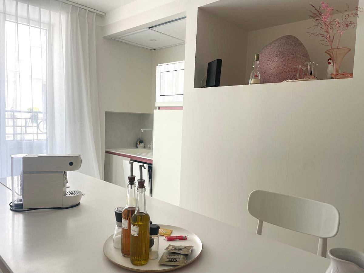 Appartement entier, "Rose" Atypique, clim, coeur du Quartier Haut in Sète, Côte méditerranéenne (France)