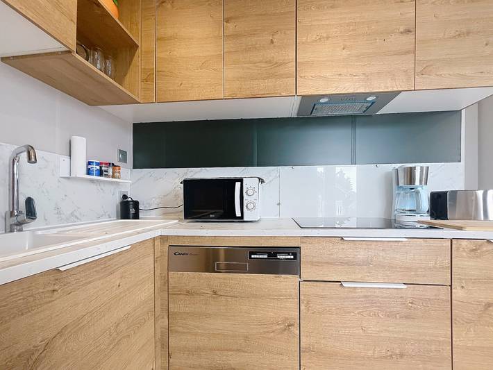 Mobil home pour 4 personnes, avec terrasse et piscine dans Kairon Plage - 4