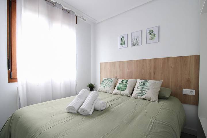 Apartamento de vacaciones para 2 personas, con Terraza y Jardín en Santander
