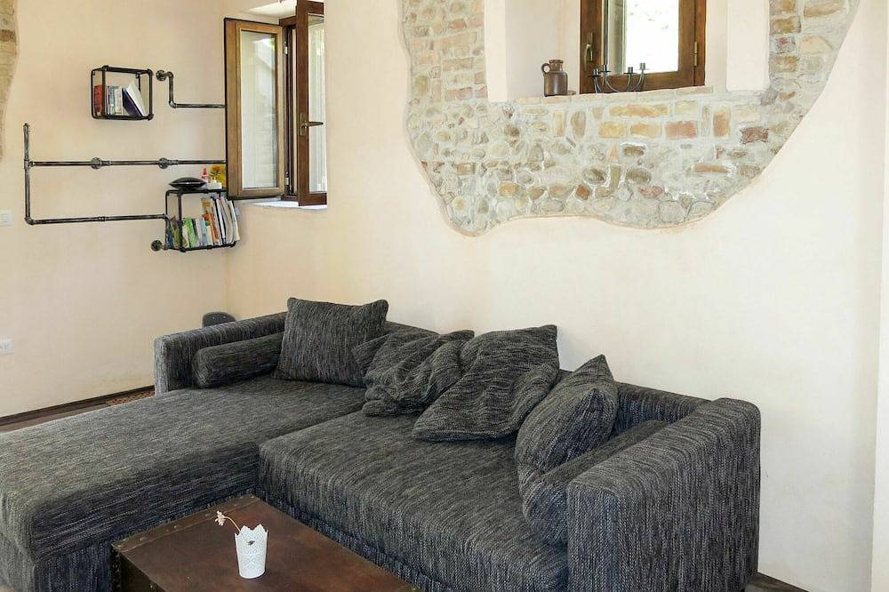 Appartamento in villa con vasca idromassaggio, piscina, Wifi, A/C, Tv, patio, vista panoramica in Provincia di Teramo