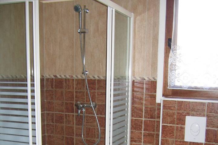 Location de vacances pour 2 personnes, avec piscine et jardin à Belvianes-et-Cavirac - 3