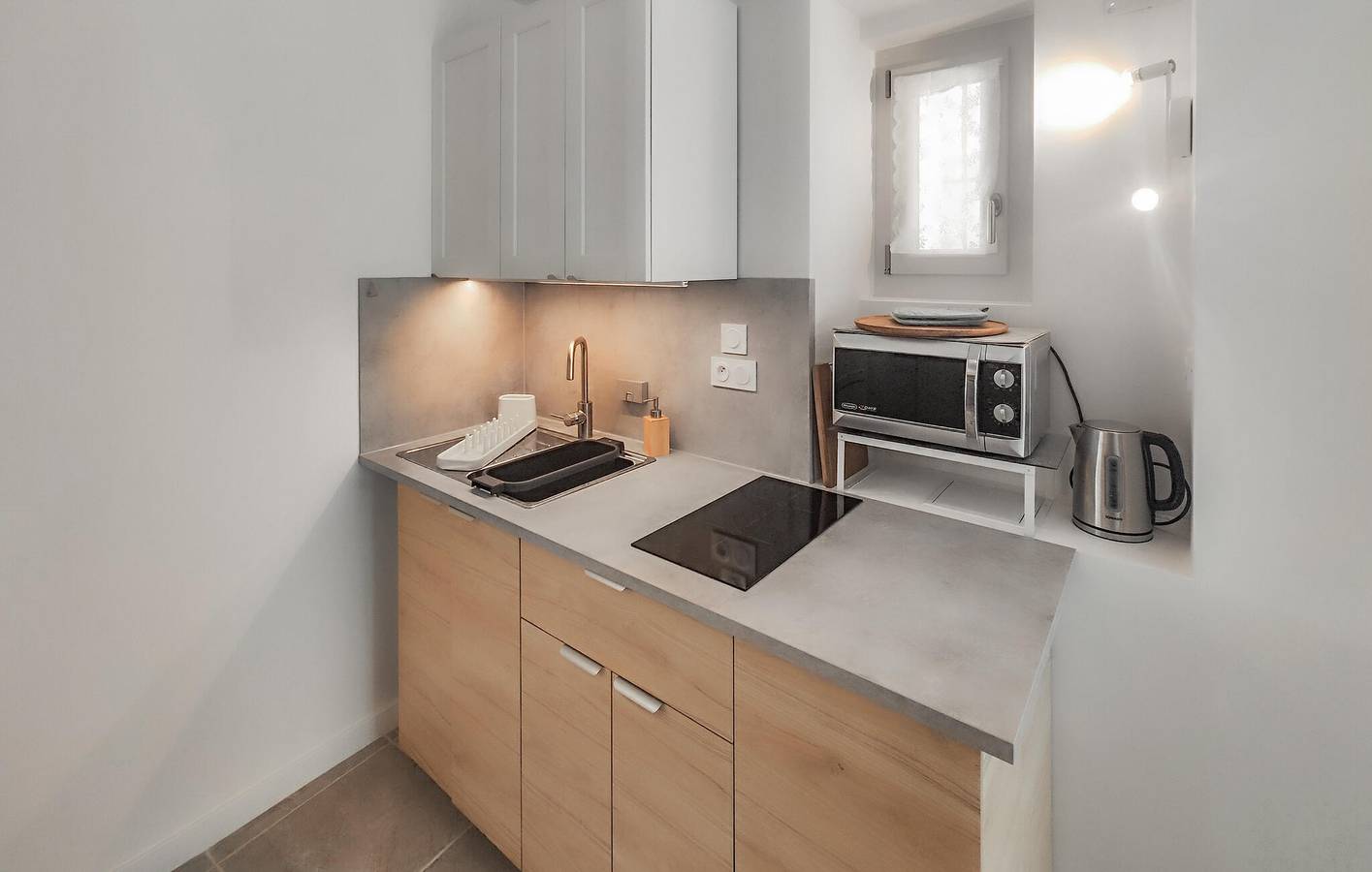 Appartement de vacances entier, Appartement douillet au rez-de-chaussée à 200 m de la plage du Tambourin in Mèze, Côte d'Améthyste