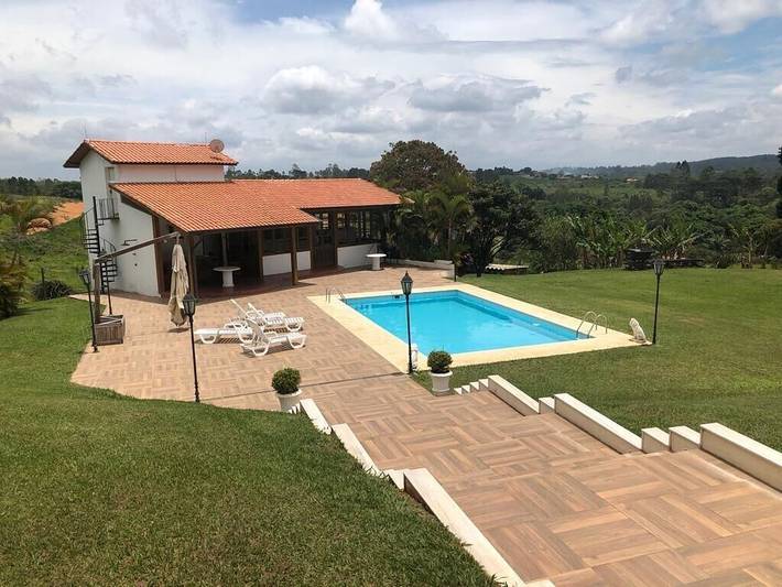 Location de vacances pour 9 personnes, avec jardin et balcon à São Roque - 2