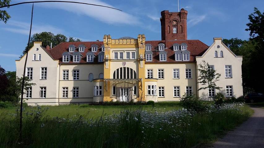 Ferienwohnung für 5 Personen, mit Terrasse und Garten sowie Ausblick in Lelkendorf