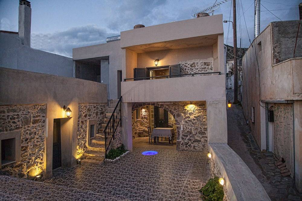 Petrino paradosiako (traditionelles Haus) in Kerames, Rethymno und Umgebung