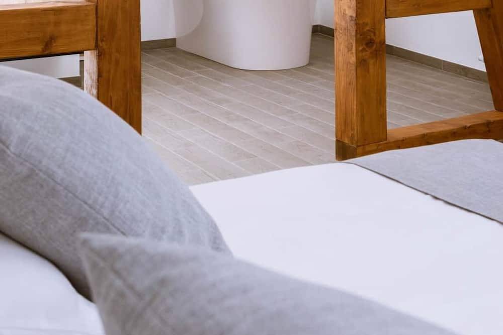 Entire apartment, App'Art - Le T **, Appart. 4 people in Kaysersberg - 2 bedrooms, sauna in Kaysersberg, Parc naturel régional des Ballons des Vosges