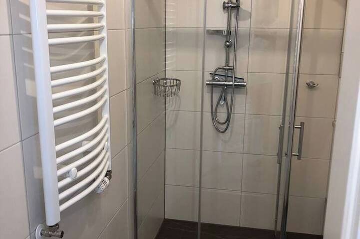 Ganze Wohnung, Niedliche Wohnung auf Reiterhof Wasserburg Anstel in Rommerskirchen, Rhein-Kreis Neuss
