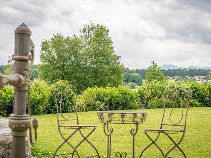 Alpa-art im Ferienhaus Lebensart am See in Bad Endorf, Chiemsee