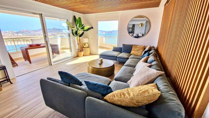Ferienwohnung für 8 Personen, mit Ausblick und Pool sowie Kinderpool und Garten - 1