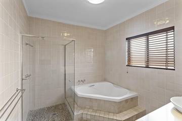 Holiday Apartment for 6 People in Byron Bay, New South Wales, Photo 2