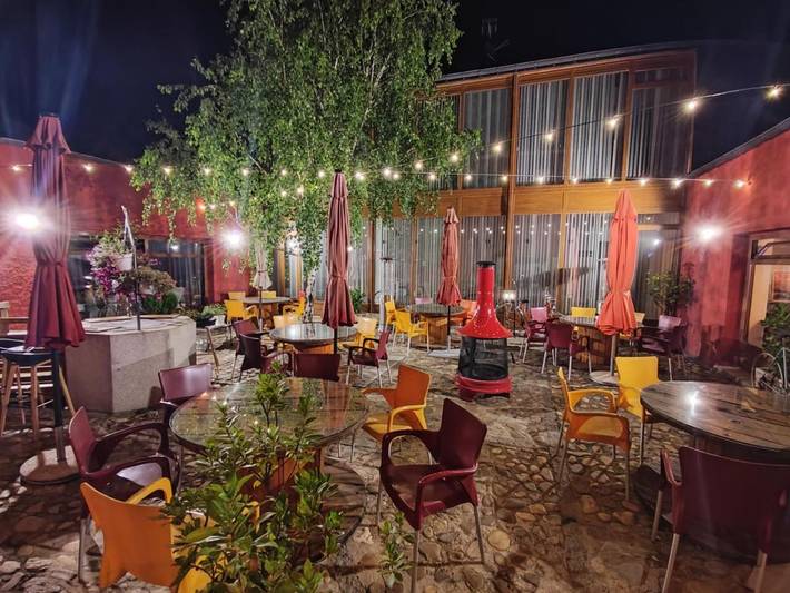 Apartamento para 5 personas, con Jacuzzi y Terraza además de Jardín y Sauna en Provincia de Madrid
