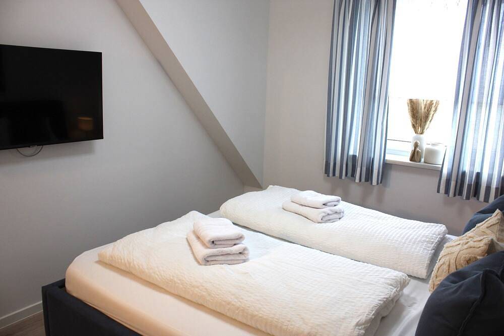 Doppelhaus - 4 Schlafzimmer für Familien & Freunde in Jesendorf, Nordwestmecklenburg (Wismar und Umgebung)