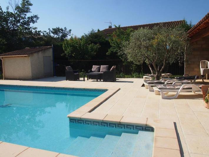 Appartement de vacances pour 4 personnes, avec piscine ainsi que jardin et vue à Carpentras