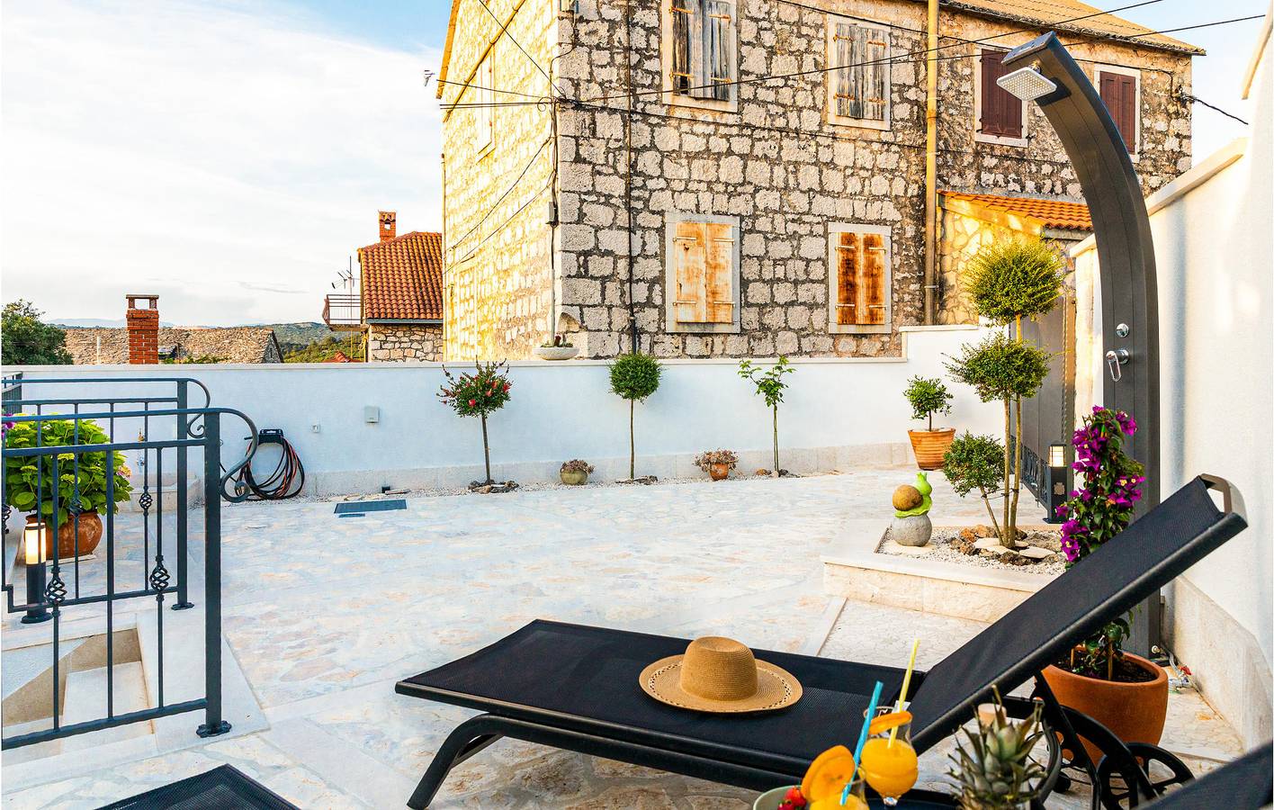 Ferienhaus für 4 Personen mit Terrasse in Milna, Brac