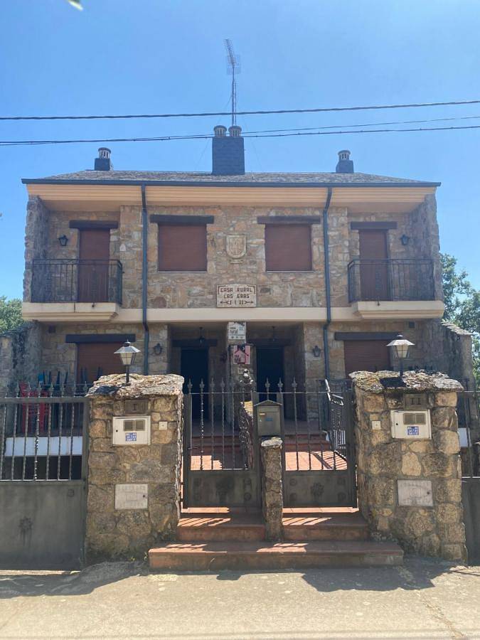 Casa rural para 6 personas, con balcón en Aliste