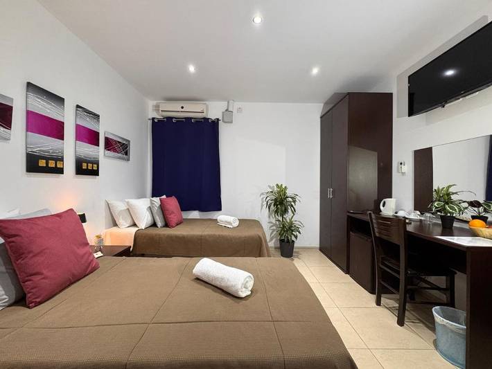 Maison d’hôte pour 4 personnes, avec jacuzzi et terrasse, animaux acceptés à San Giljan - 2