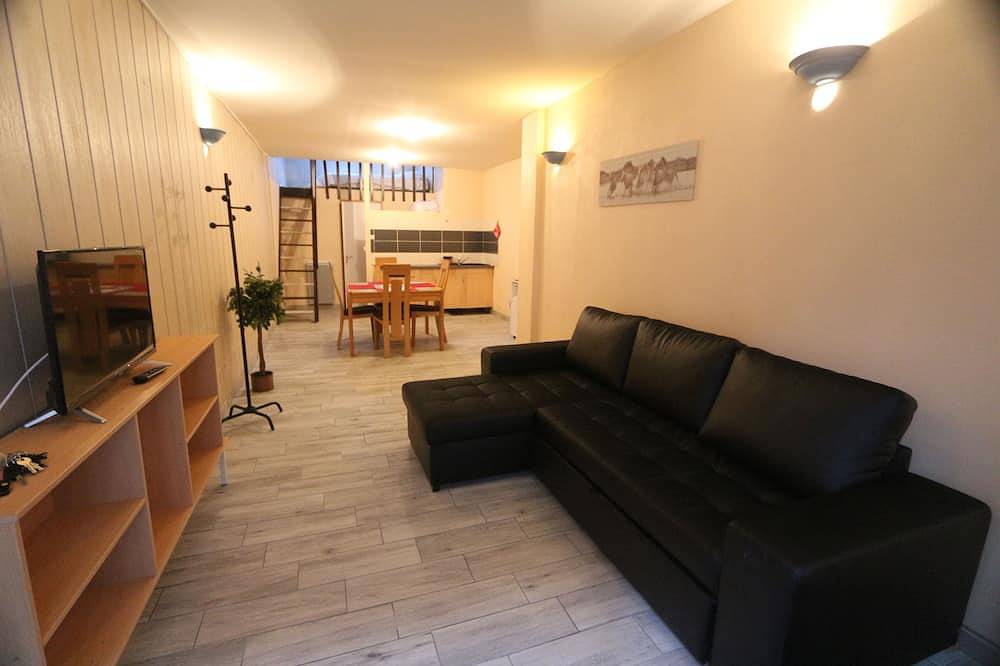 Entire apartment, Studio + mezzanine 4 persons in Cholet, Cholet region