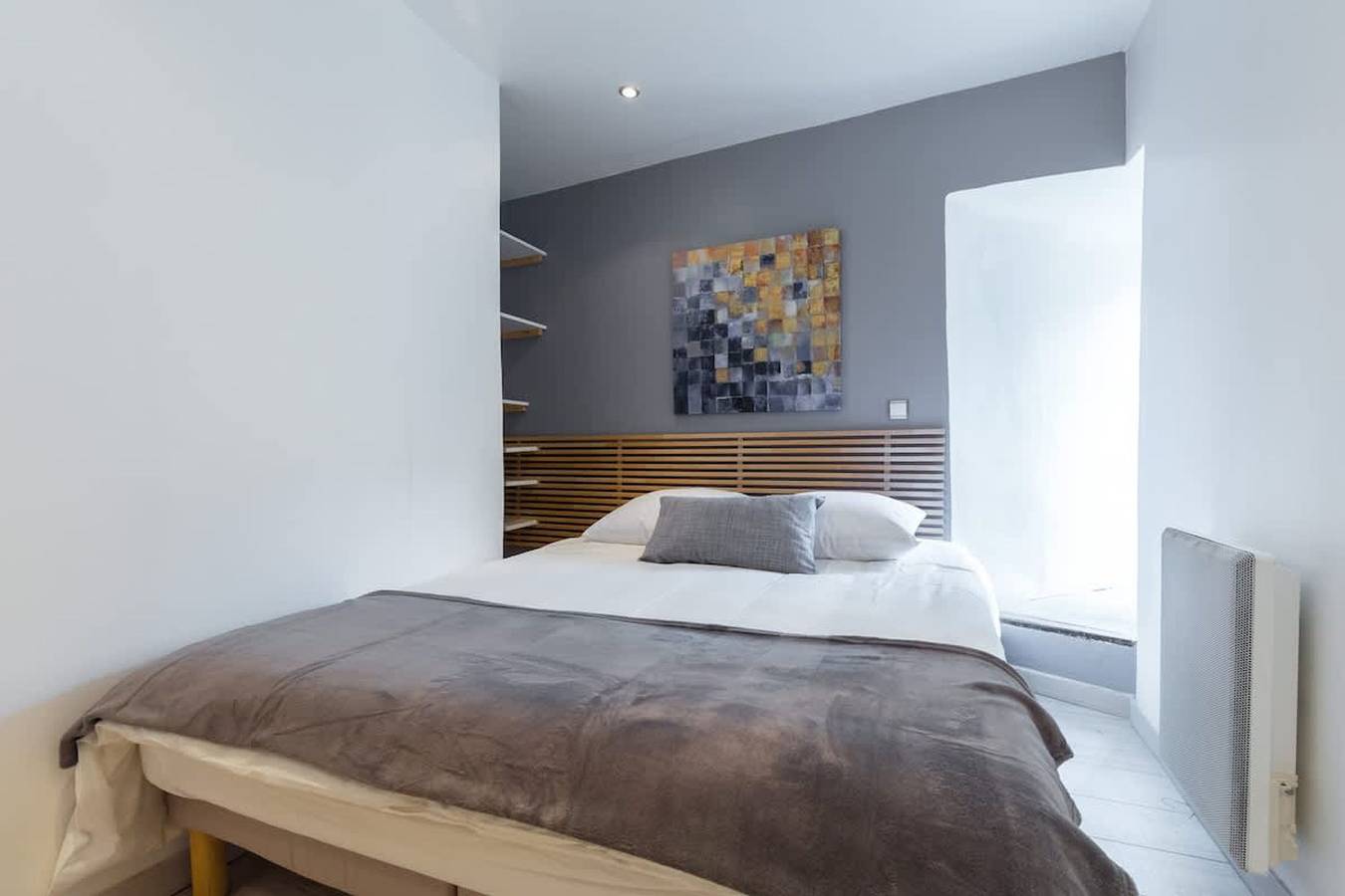 Appartement entier, Elegant Riviera Retreat Steps to Beach Dining in Villefranche-sur-Mer, Région de Nice