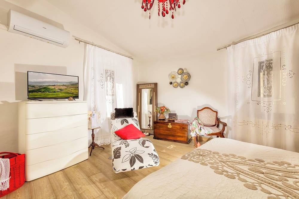 Villa Viola y Minù en el corazón de Chiancianoterme in Chianciano Terme, Provincia de Siena